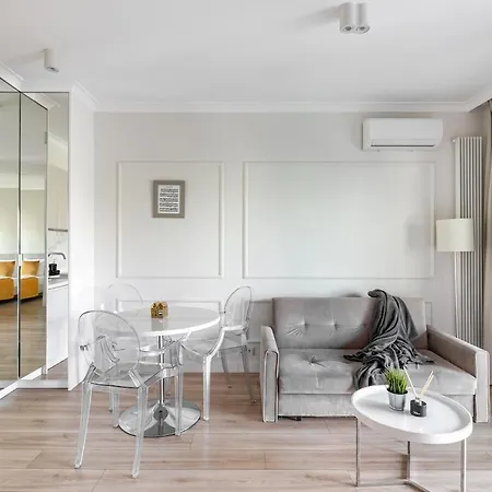 Appartement Luxury 2-room With A Beautiful View - Mennica Warschau
