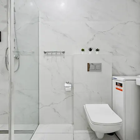 Luxury 2-room With A Beautiful View - Mennica * Warsaw