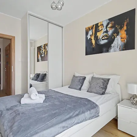 Luxury 2-room With A Beautiful View - Mennica *